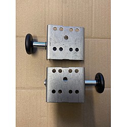 Cardale Maximiser Pair of Roller Spindle Brackets