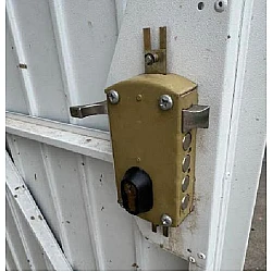 Novoferm Side Door Euro Lock Mechanism Assembly