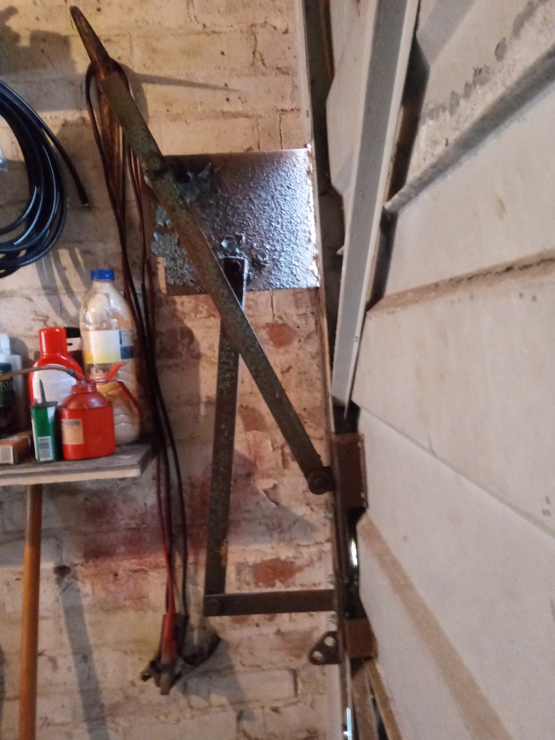 Avon-Over Garage Door Spring Avon-Over Garage Door Spring