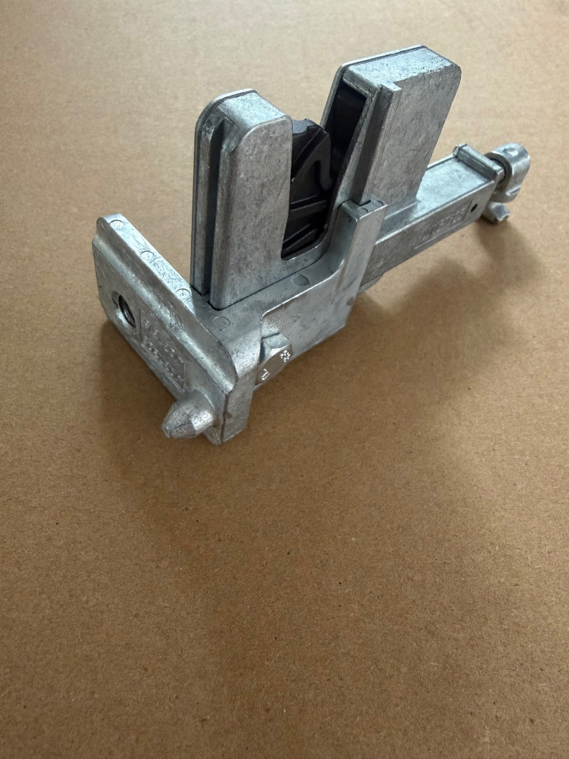 Hormann Retractable Double Door Bottom Latch and Bracket Assembly Hormann Retractable Double Door Bottom Latch and Bracket Assembly