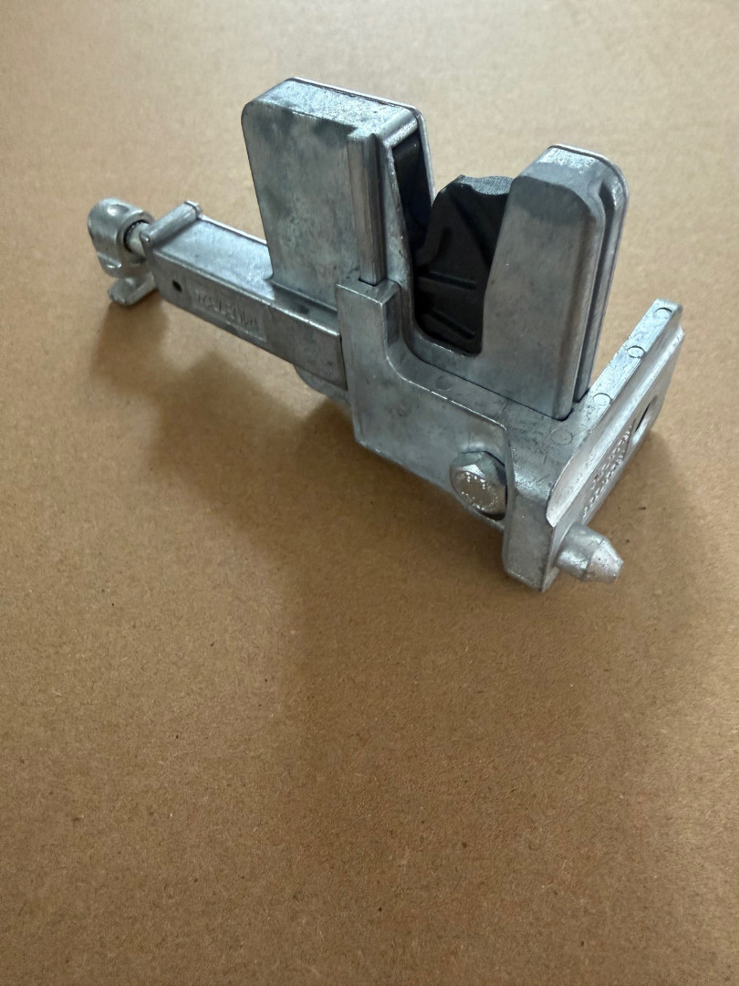 Hormann Retractable Double Door Bottom Latch and Bracket Assembly Hormann Retractable Double Door Bottom Latch and Bracket Assembly