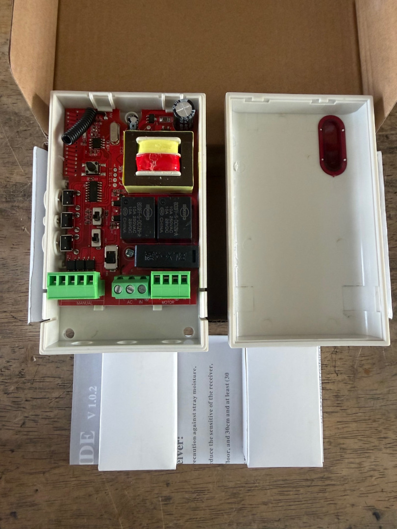 NVM Frequency Roller Shutter Remote Control Unit & 2 Handsets NVM Frequency Roller Shutter Remote Control Unit & 2 Handsets