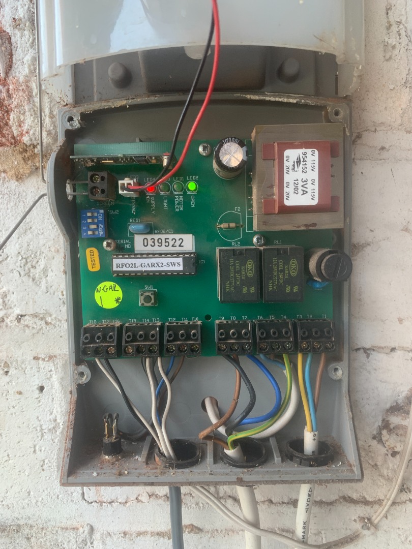 PDT KF04-433RC Seceuroglide Remote Control Handset 433MHz PDT KF04-433RC Seceuroglide Remote Control Handset 433MHz