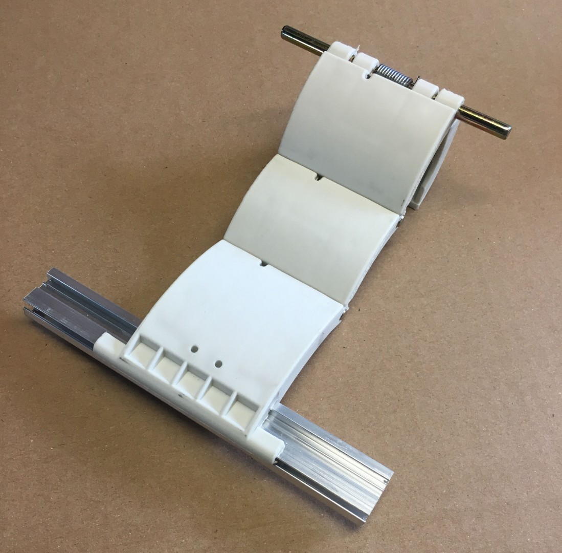 77mm Lath Roller Door Locking Strap 3 segment - White 77mm Lath Roller Door Locking Strap 3 segment - White
