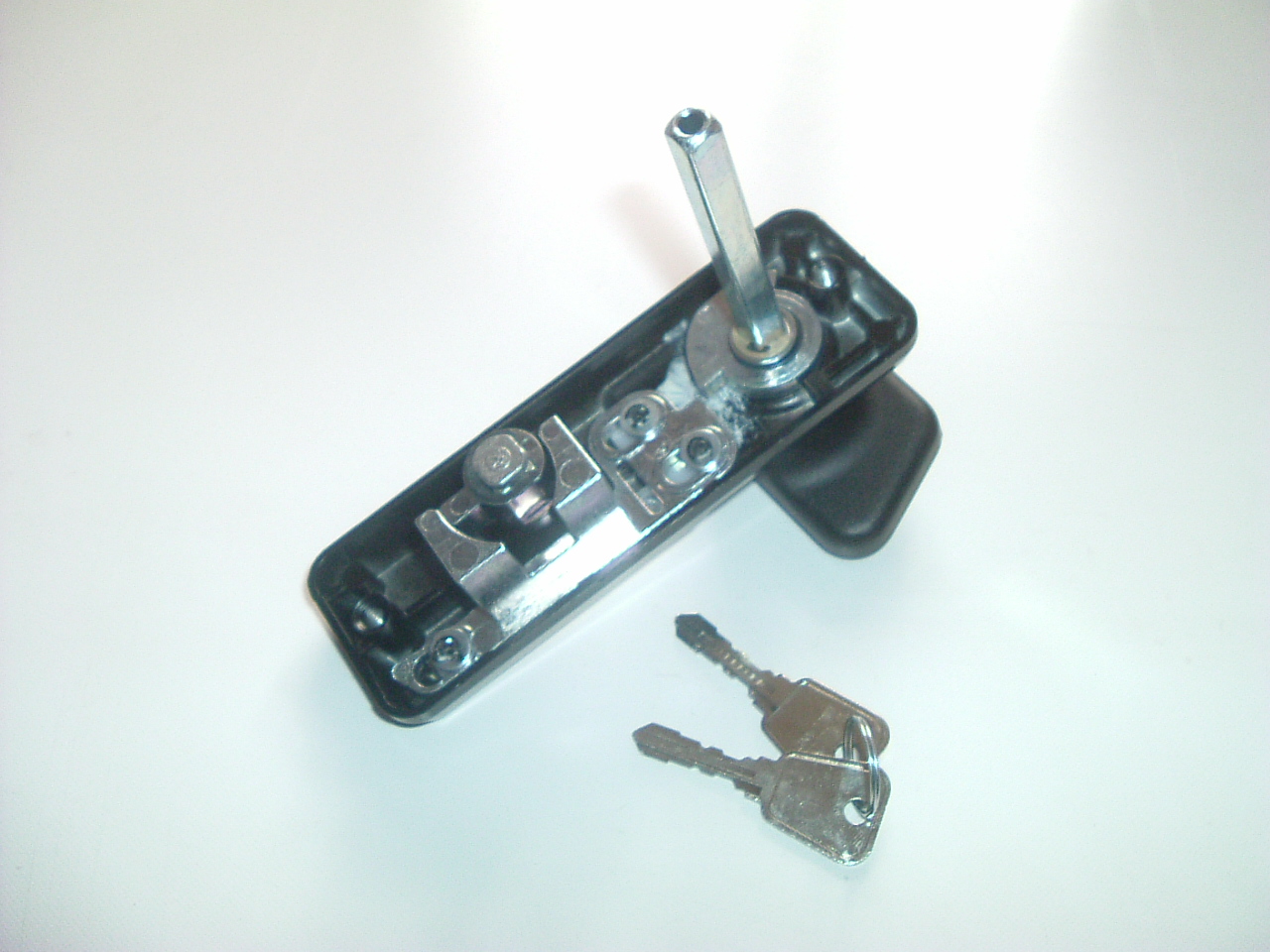Wickes / B&Q Eurolock Handle 75mm Spindle