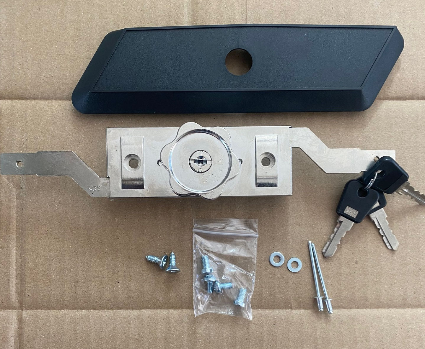 Garage Door Systems GDS NEW STYLE Inline Roller Shutter Lock 7" Garage Door Systems GDS NEW STYLE Inline Roller Shutter Lock 7"