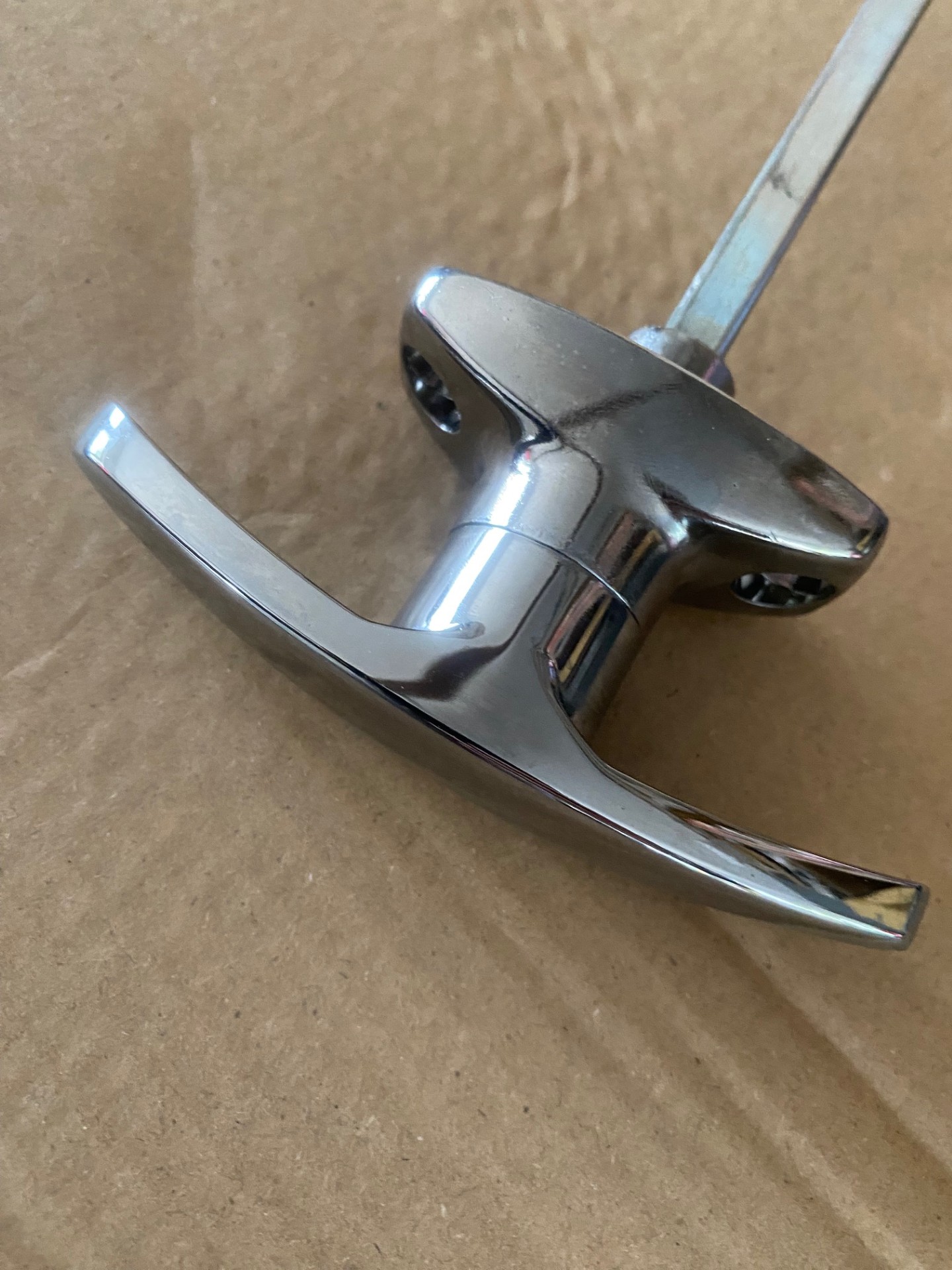 Filuma Sectional Garage Door Lock T-Handle