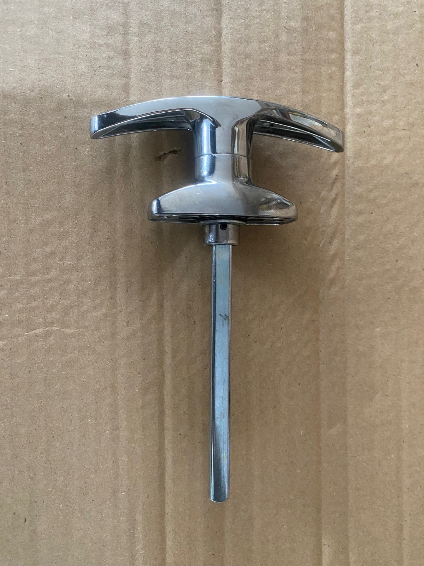 Filuma Sectional Garage Door Lock T-Handle